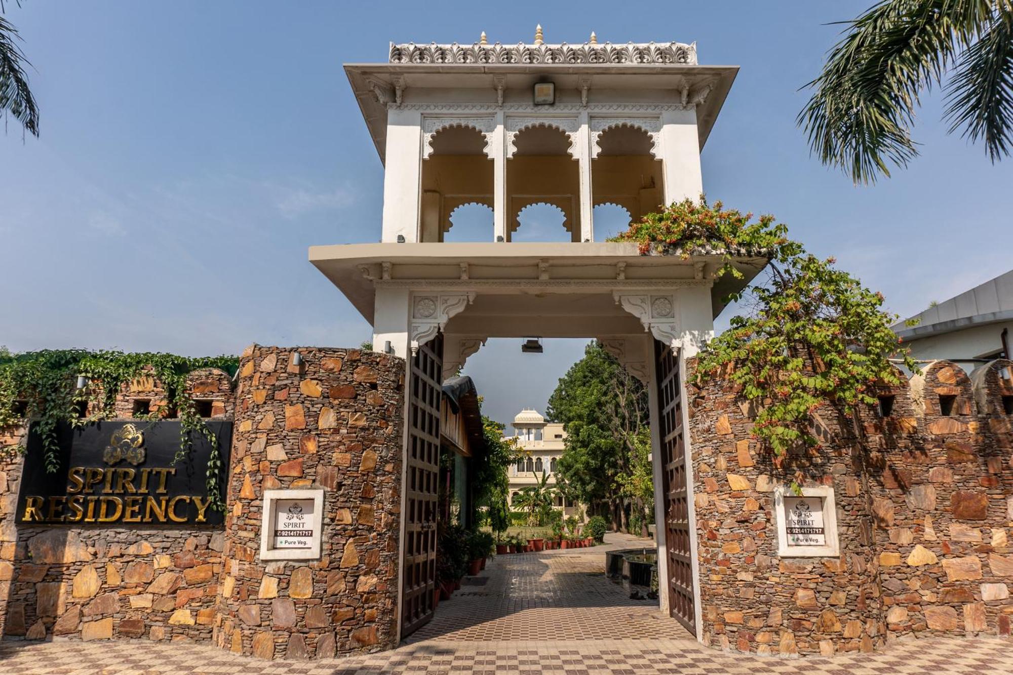 Treebo Spirit Residency Hotel Udaipur Exterior foto