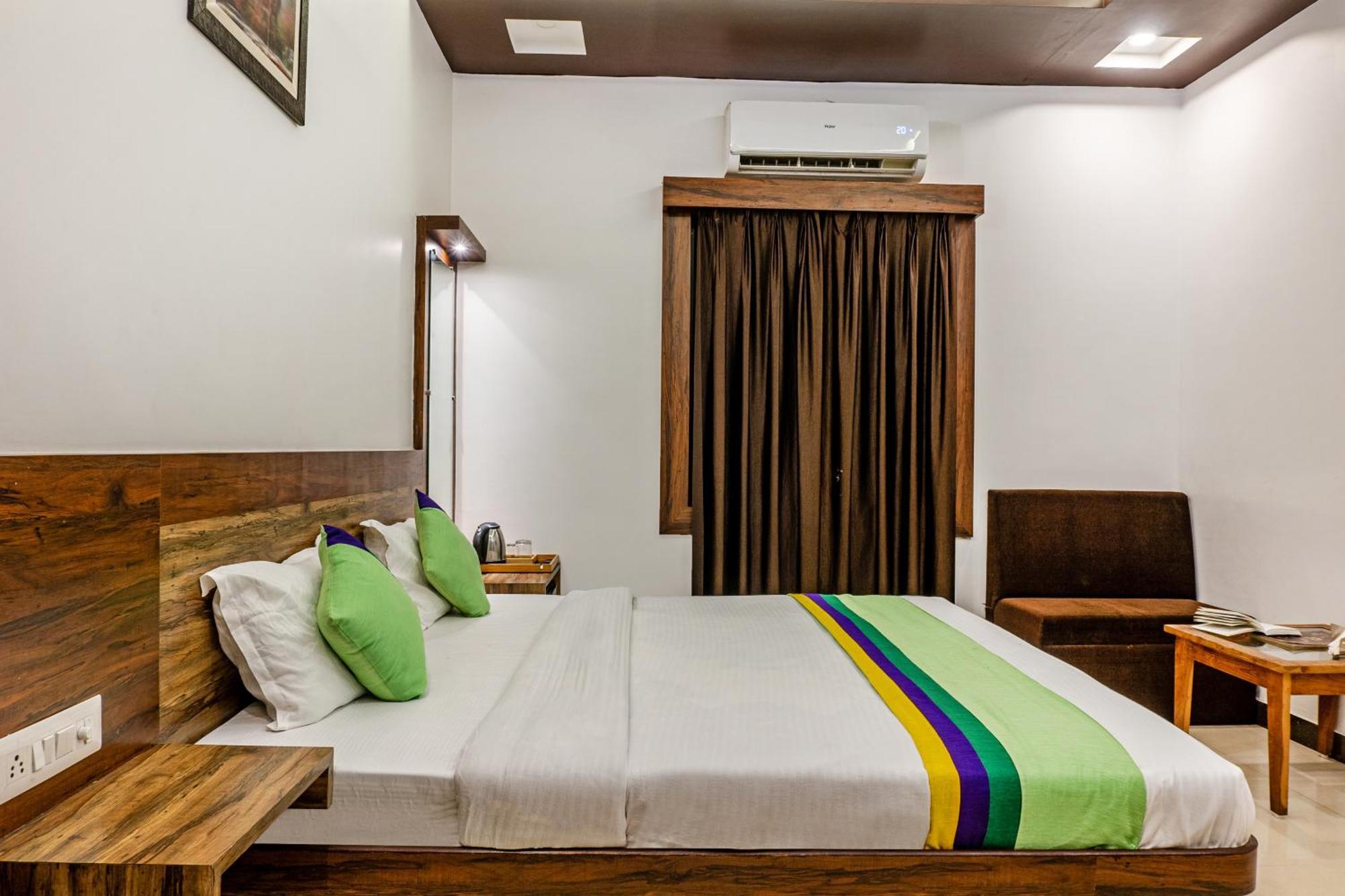 Treebo Spirit Residency Hotel Udaipur Exterior foto
