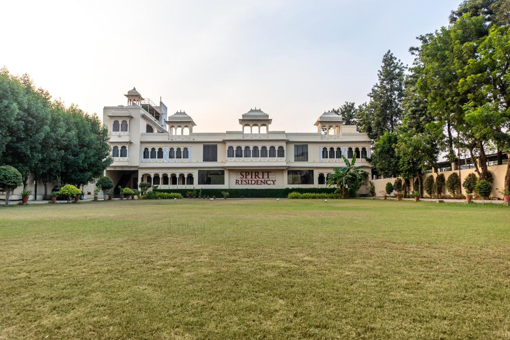 Treebo Spirit Residency Hotel Udaipur Exterior foto